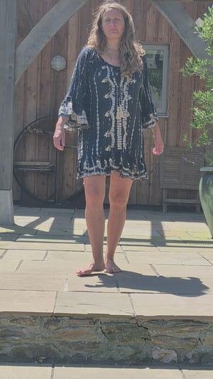 
            
                Load and play video in Gallery viewer, Kaftan sequin  Ibiza  beach cover up  - Tye dye  black and gold one size
            
        