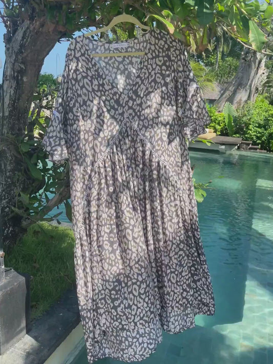 one size floaty Dress -  perfect for curvier figure  Leopard ( Amanda dress)