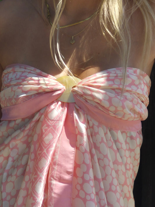 Pale pink and cream pure silk luxury sarong
