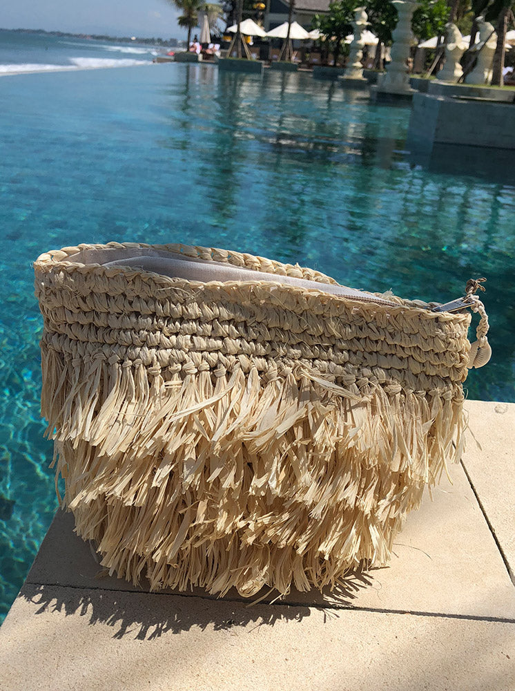 Beach clutch bag ( hand woven pineapple leaf )