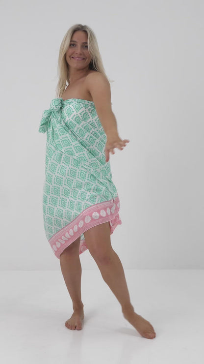 Geo - Mint and watermelon - voile